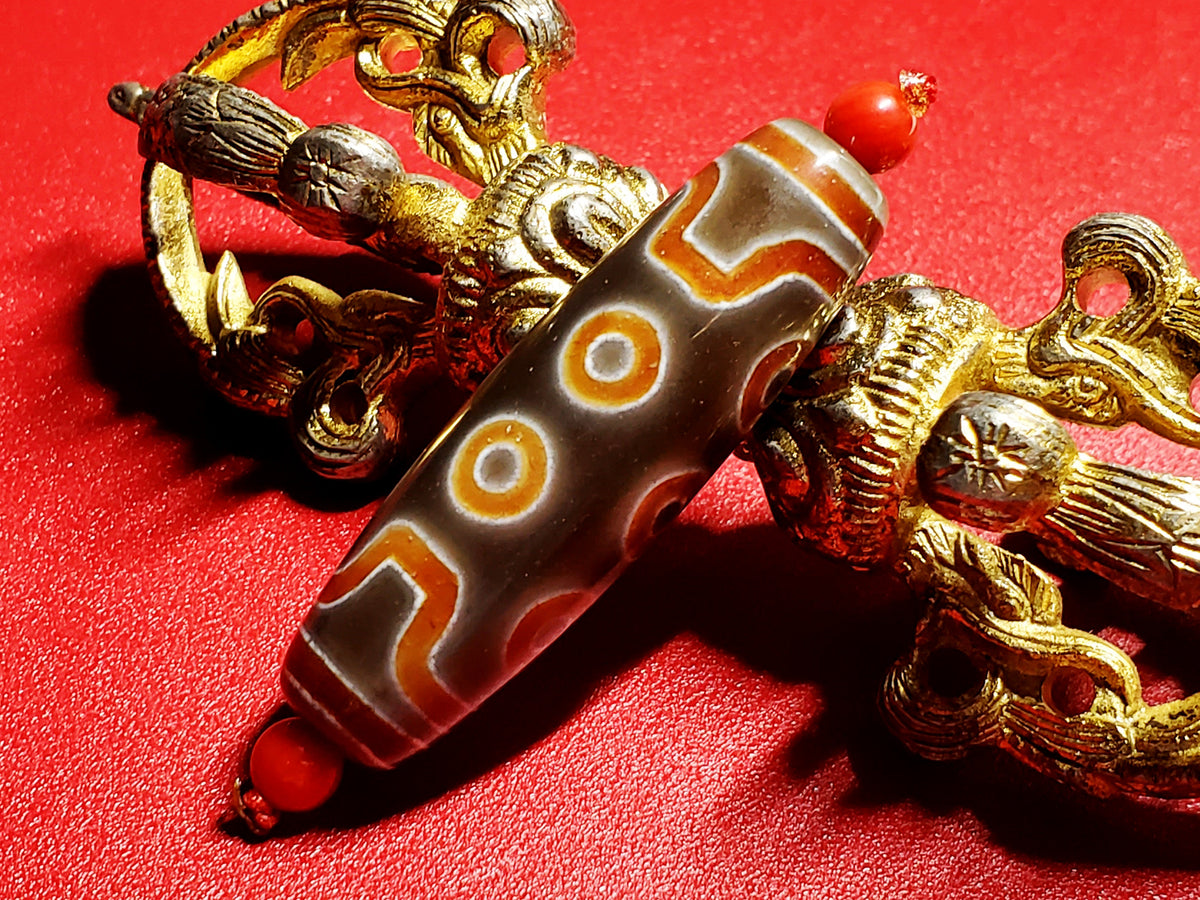 赤財神天珠・十眼天珠No．002／約50×15mm前後 – 天然石の店