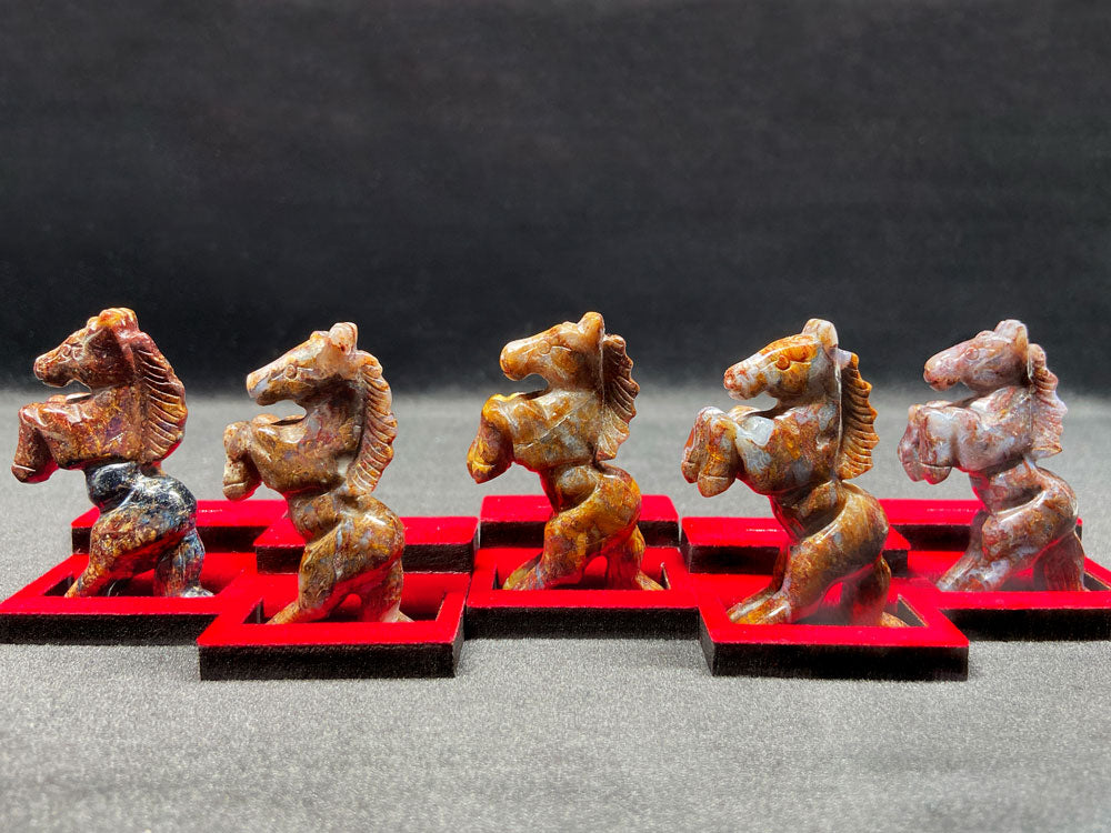 馬 置物（ゴールデンリーフアゲート） – 天然石の店 ふうちゃん