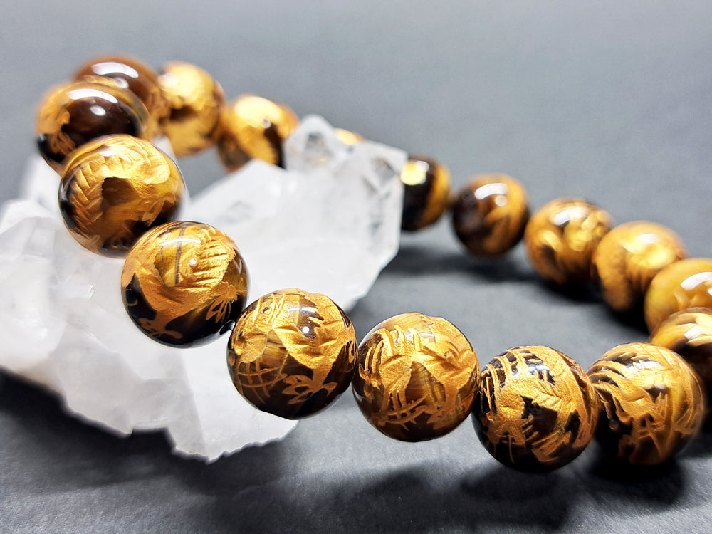 約12ｍｍ虎目石（金色入り）