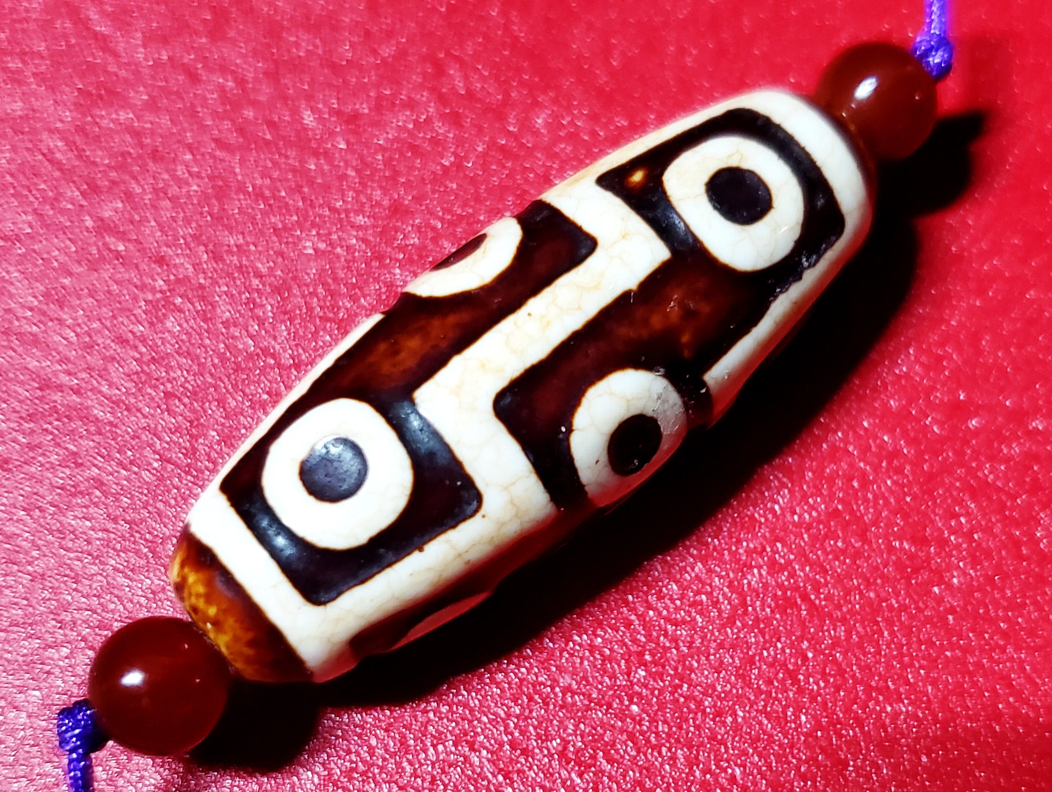 上肯天珠・九眼天珠 – 天然石の店 ふうちゃん