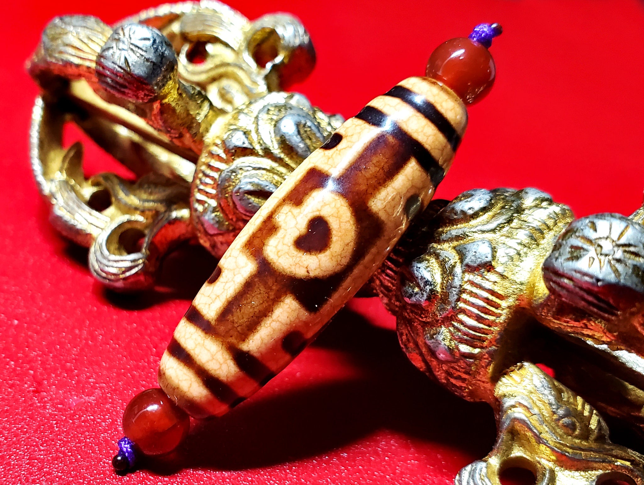 上肯天珠・菩提佛心三眼 – 天然石の店 ふうちゃん