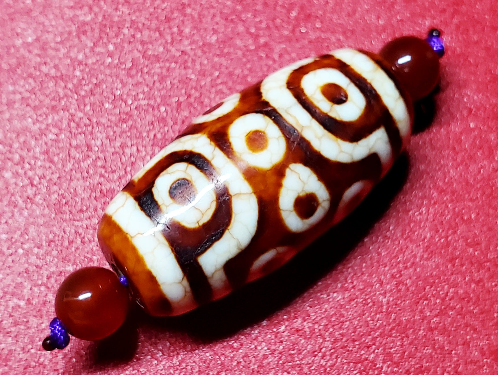 あずきちゃん瑪瑙　龍眼天珠　9-190 OVER-9] 龍眼天珠 チベット 天珠 黒 龍紋天珠 老玉髄天珠 瑪瑙