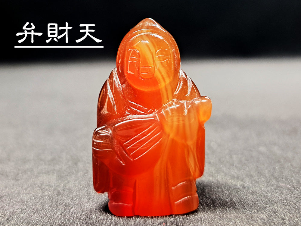 七福神No.001／カラー貴石・置物・台座付き – 天然石の店 ふうちゃん