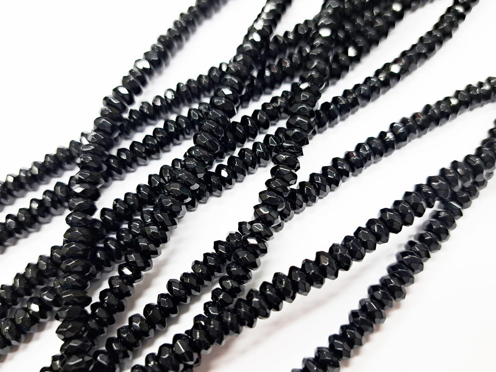 オニキス・約３×６ｍｍ 多面カット