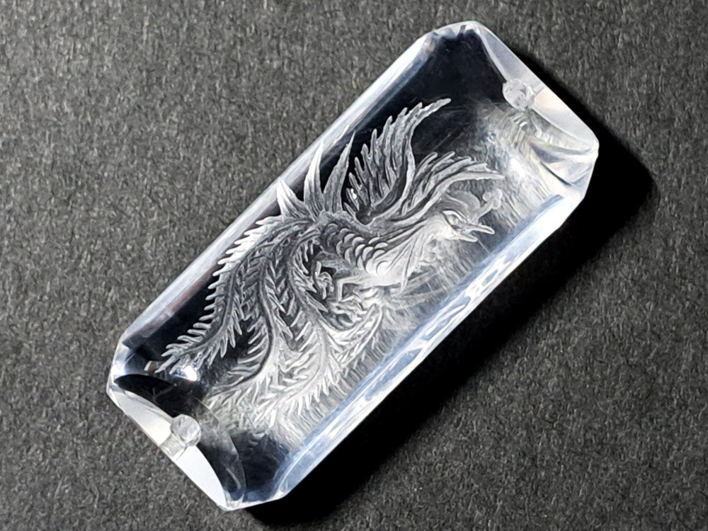 鳳凰・素彫　No.002　約35×15×10ｍｍ・裏面