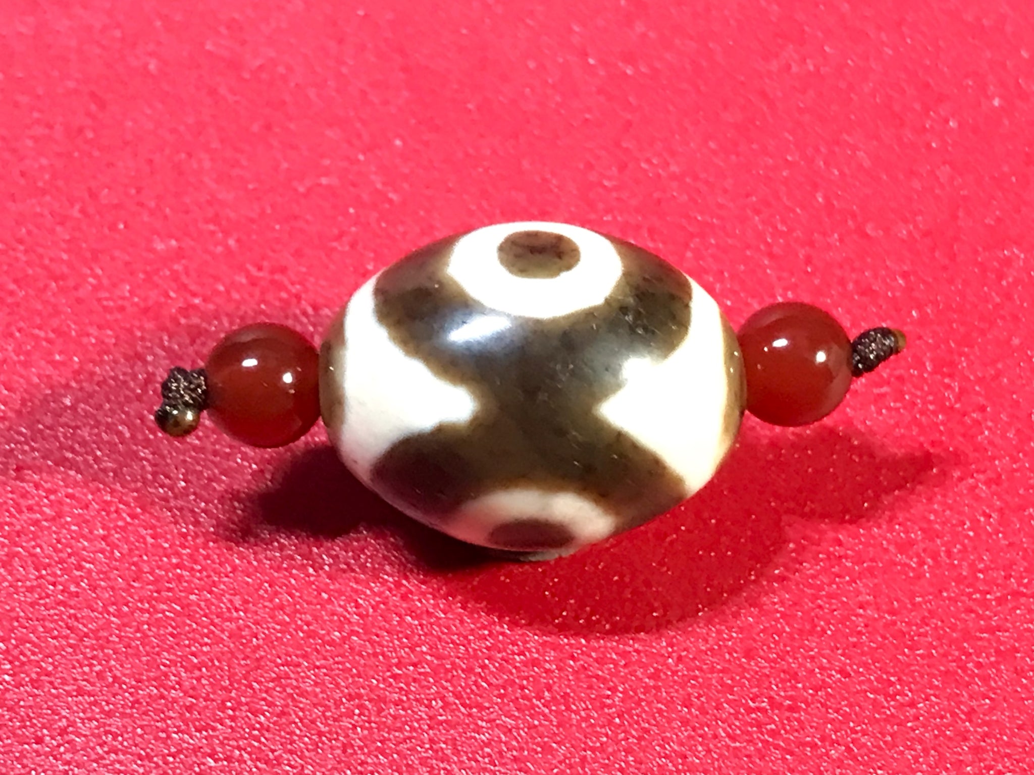 秘蔵風化天珠‼️西蔵老礦古代伝承風化虎牙天珠 秘蔵風化天珠‼️西蔵老礦古代伝承風化虎牙天珠