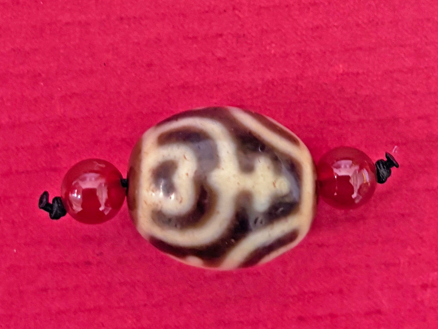 蓮花宝瓶天珠・老礦伝承天珠 – 天然石の店 ふうちゃん