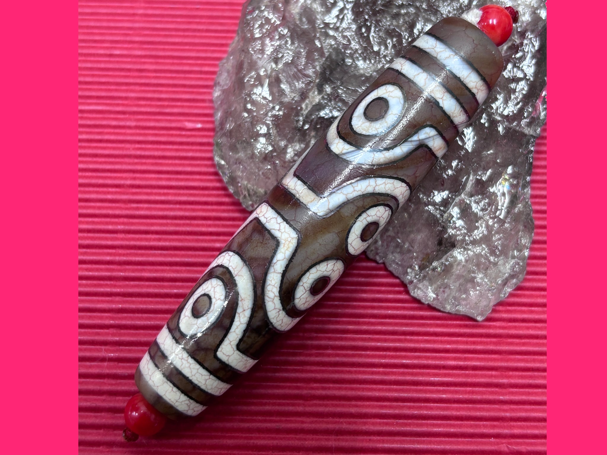 老礦銀線入り天珠・水紋八眼天珠 – 天然石の店 ふうちゃん