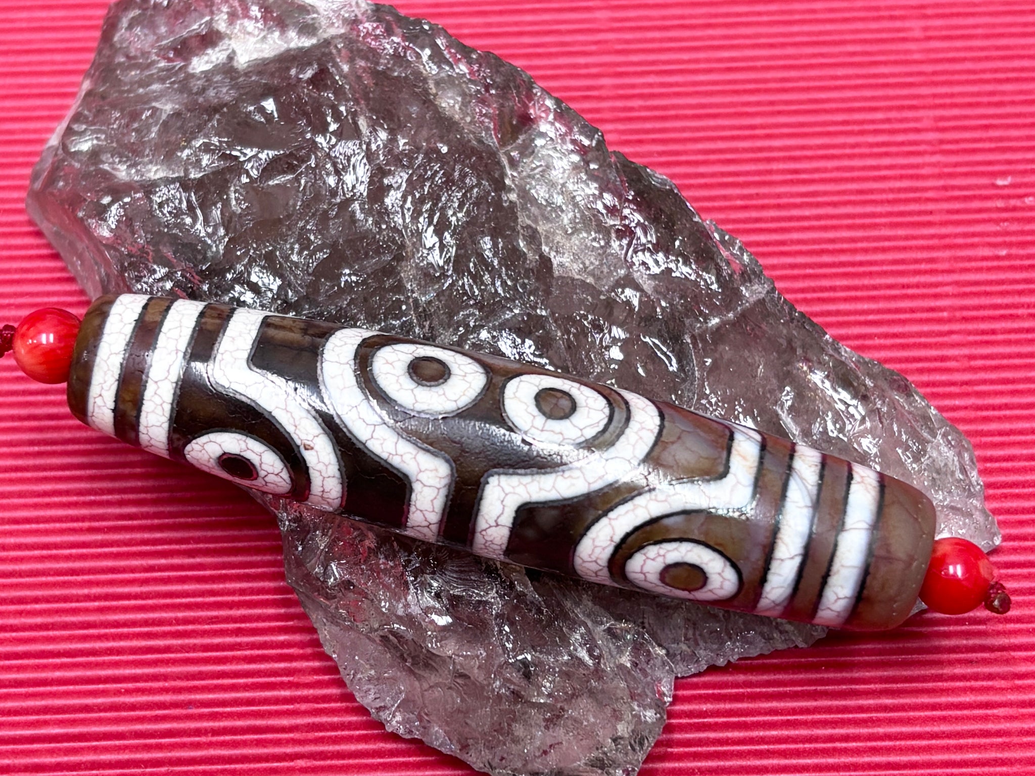 老礦銀線入り天珠・水紋八眼天珠 – 天然石の店 ふうちゃん