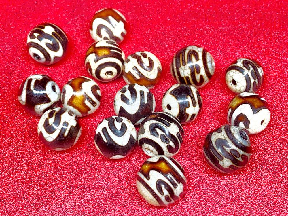 火供龍紋天珠・蓮花宝瓶天珠（丸型） – 天然石の店 ふうちゃん