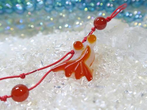 赤メノウ金魚ストラップ – 天然石の店 ふうちゃん