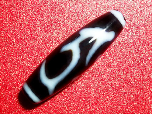 タラーク・虚空蔵菩薩・龍眼梵字天珠・至純高級天珠／約12×38mm