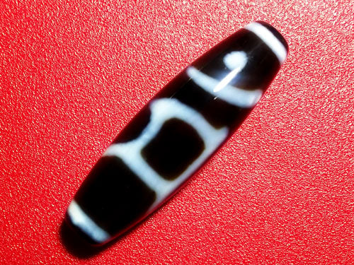 専用出品　梵字天珠 マン・文殊菩薩・龍眼梵字天珠・至純高級天珠／約12×38mm