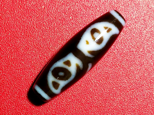カーン・不動明王・龍眼梵字天珠・至純高級天珠／約12×38mm前後