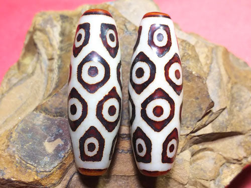 数量限定】龍紋天珠・十六眼天珠 – 天然石の店 ふうちゃん